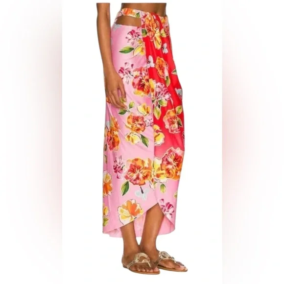 AGUA BENDITA X REVOLVE Mimi Sarong Style Skirt in Pink and Red Blossom NWT - Picture 6 of 9